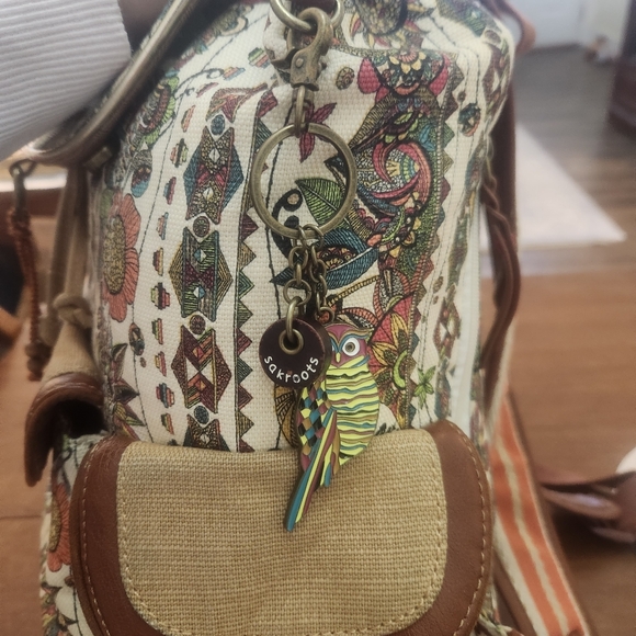 Sakroots Owl Floral Patterned Backpack with Earthy Tones And Owl Bag Charm - Picture 5 of 10